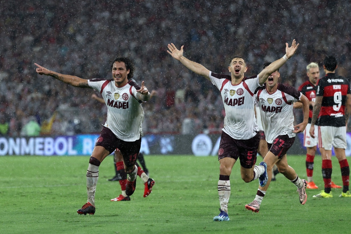 Lanús se torna sétima equipe argentina a vencer a Recopa; veja lista