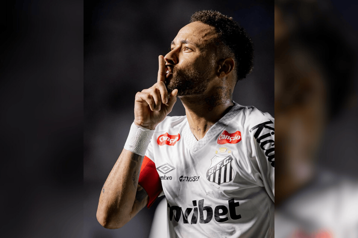 Neymar entra no top 10 de maiores artilheiros do Santos; confira