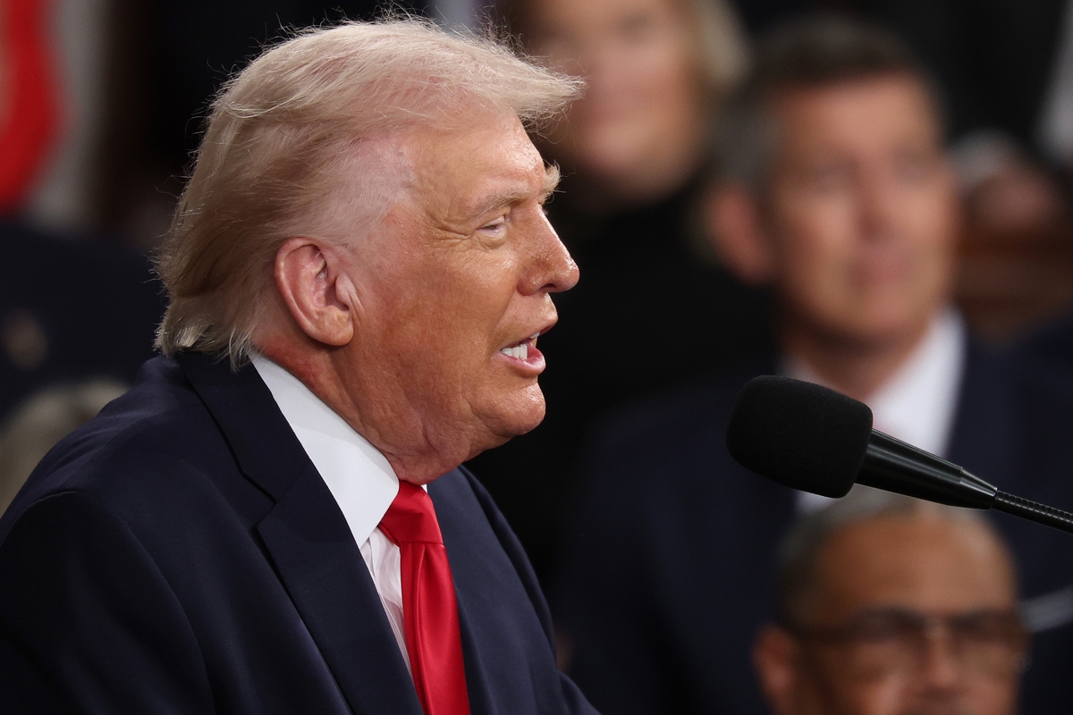 Tarifas vão substituir o sistema atual de imposto de renda, diz Trump