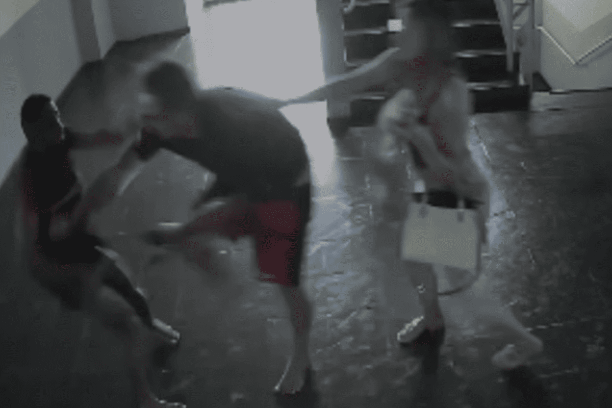 Homem leva nove facadas do vizinho após discussão no Gama