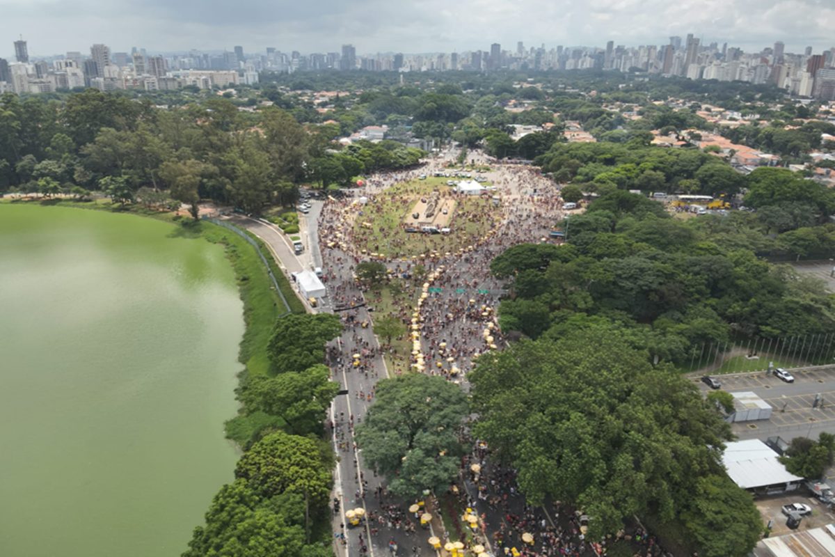 Ivete Sangalo reúne 1,2 milhão de pessoas em São Paulo, diz PM