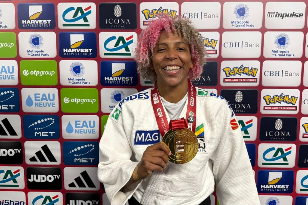 Rafaela Silva brilha e é campeã no Grand Slam de Paris de Judô