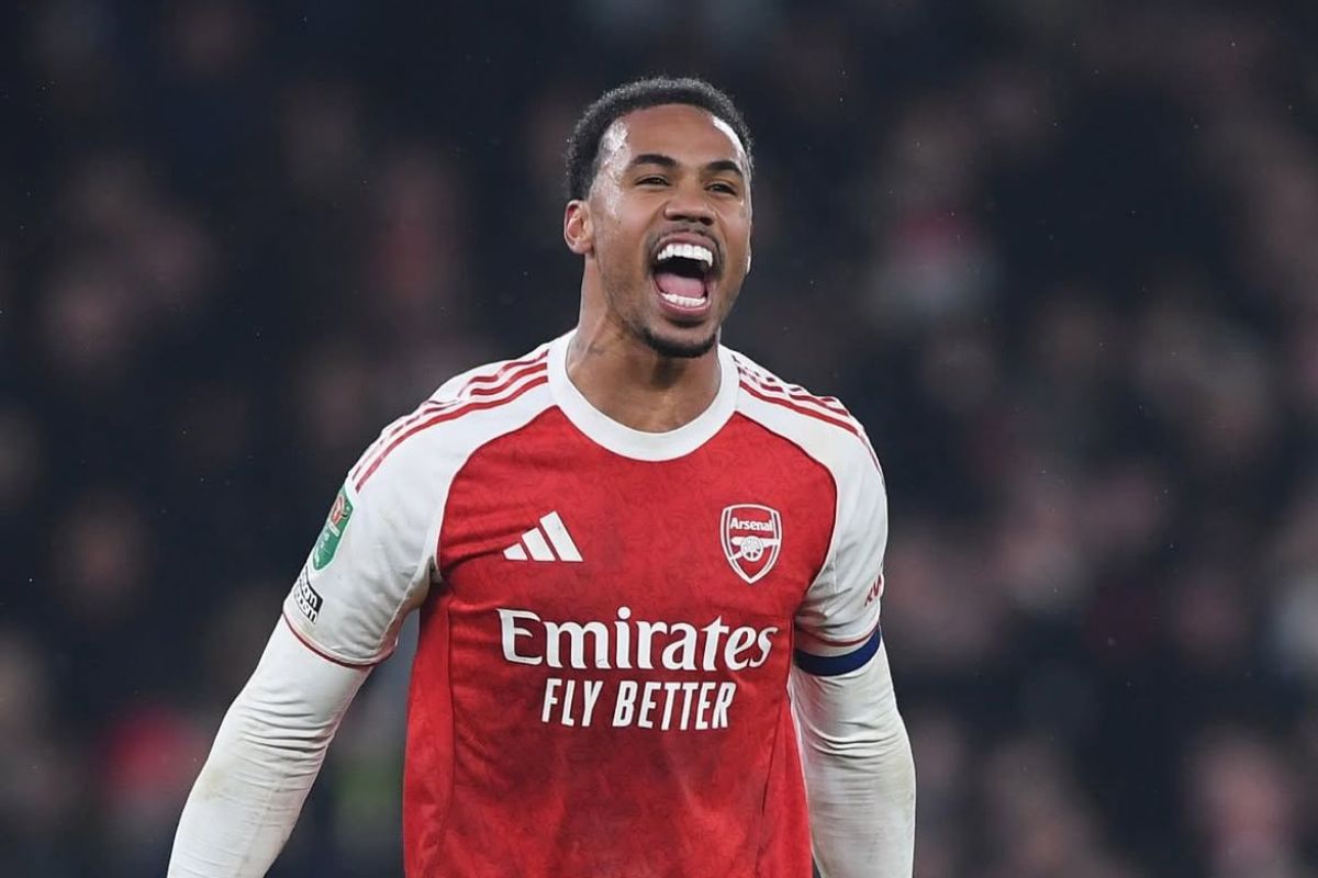 Arsenal vence Sunderland e abre nove pontos na ponta da Premier League