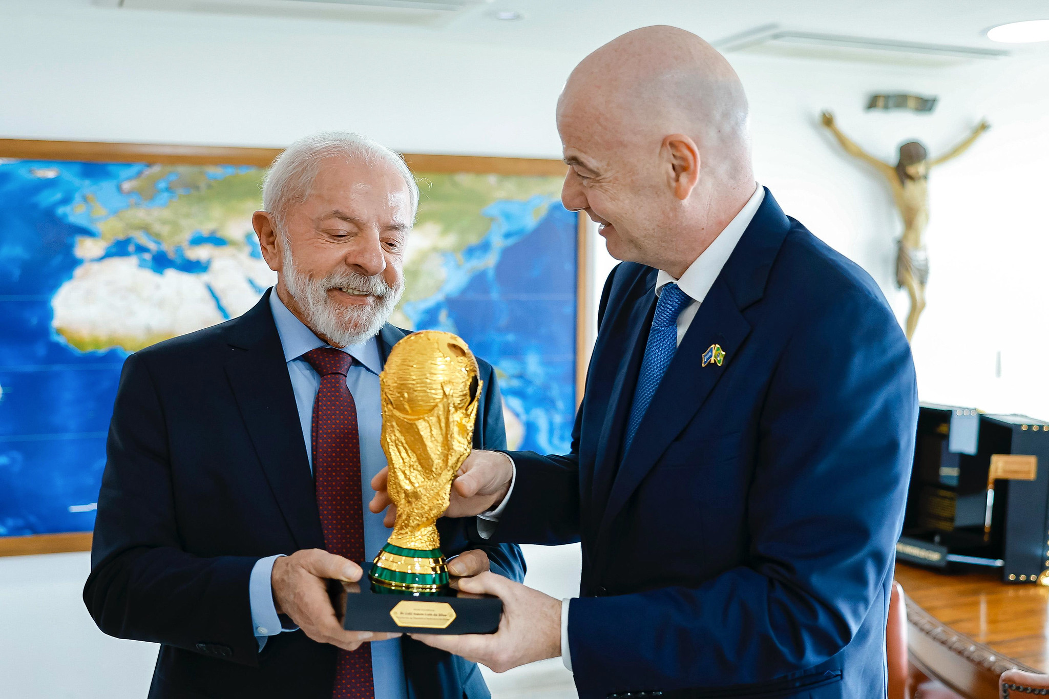 Lula diz que Copa do Mundo Feminina tem que redimir "vexame" do 7×1