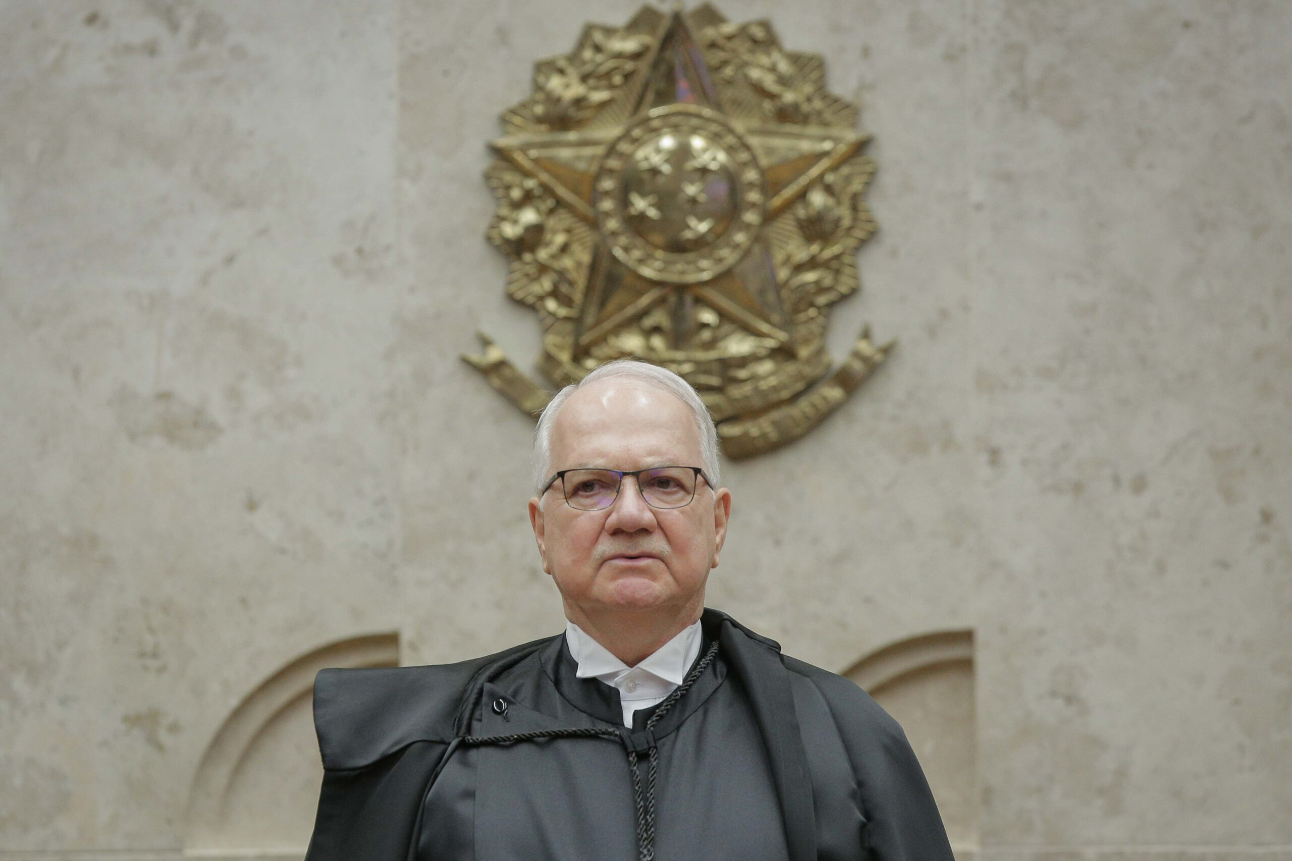 Fachin arquiva pedido de suspeição contra Toffoli no caso Master