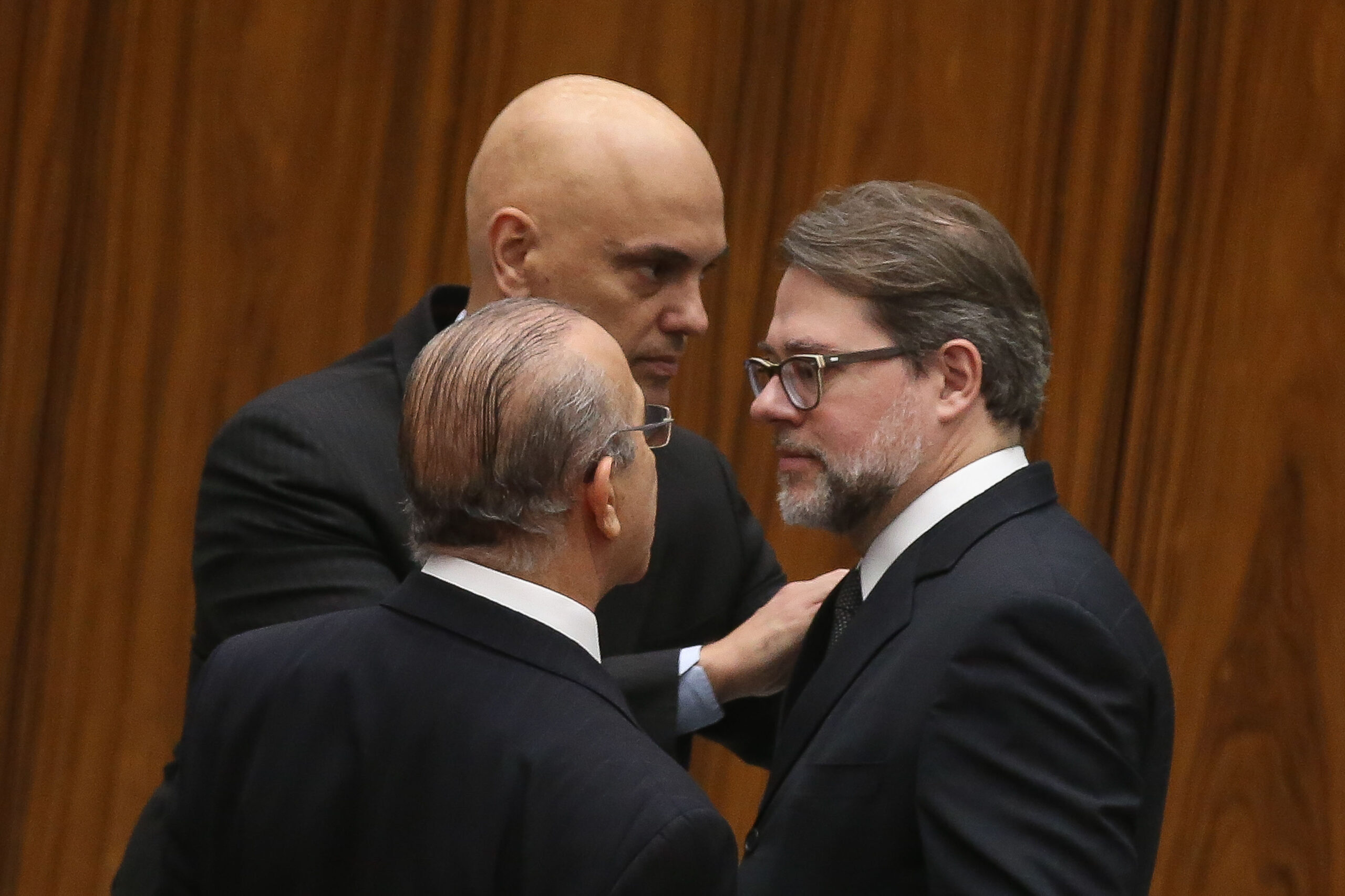 The Economist diz que STF está envolvido em um "enorme escândalo”