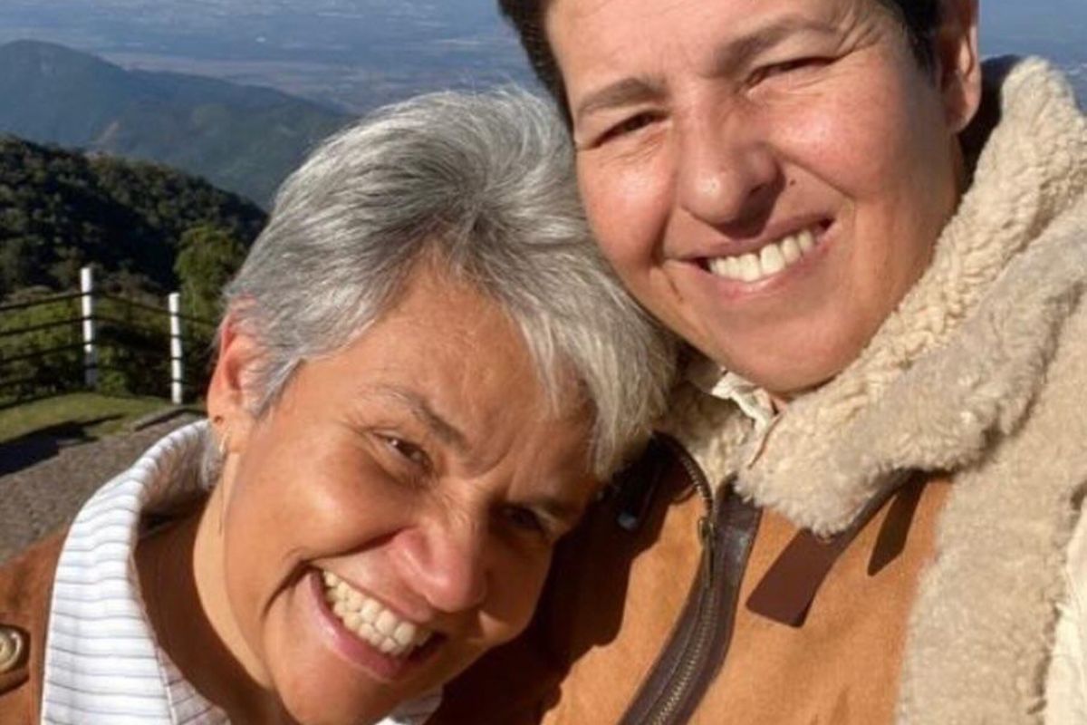 Claudia Rodrigues se declara à esposa em aniversário: "Maior alegria"