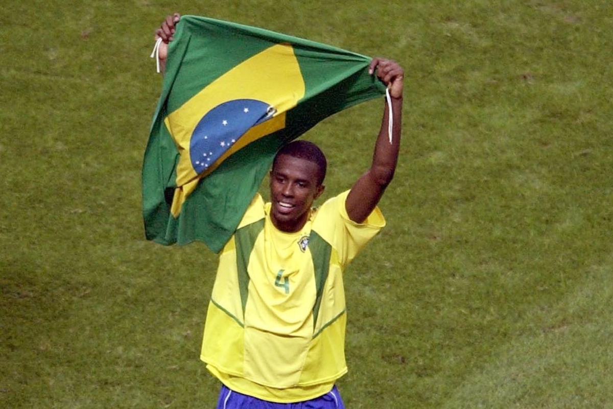 Campeão do mundo com a Seleção repudia casos de racismo no futebol