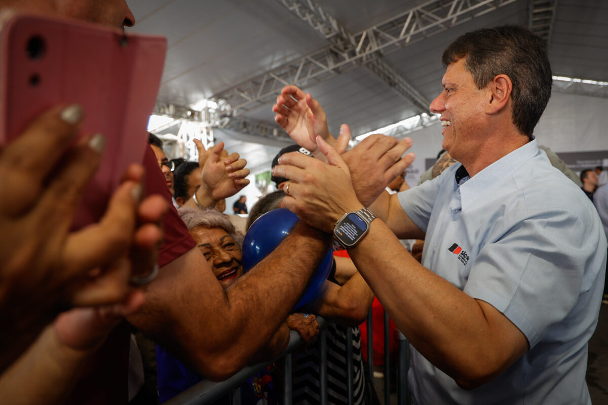 Tarcísio rebate Valdemar sobre vice: "Não existe direito de partido"