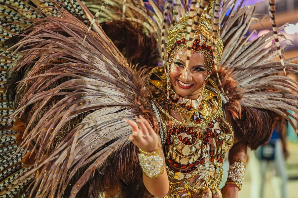Liga RJ é denunciada por crime organizado após notas do Carnaval 2026