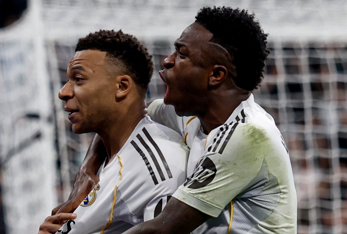 Real Madrid bate Rayo Vallecano com gols de Vini Jr. e Mbappé; confira