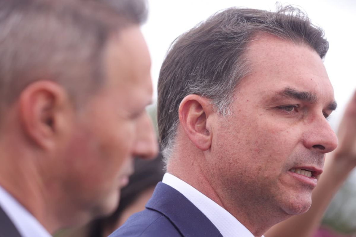 Flávio crava Derrite e diz que ouvirá Eduardo sobre 2º nome ao Senado