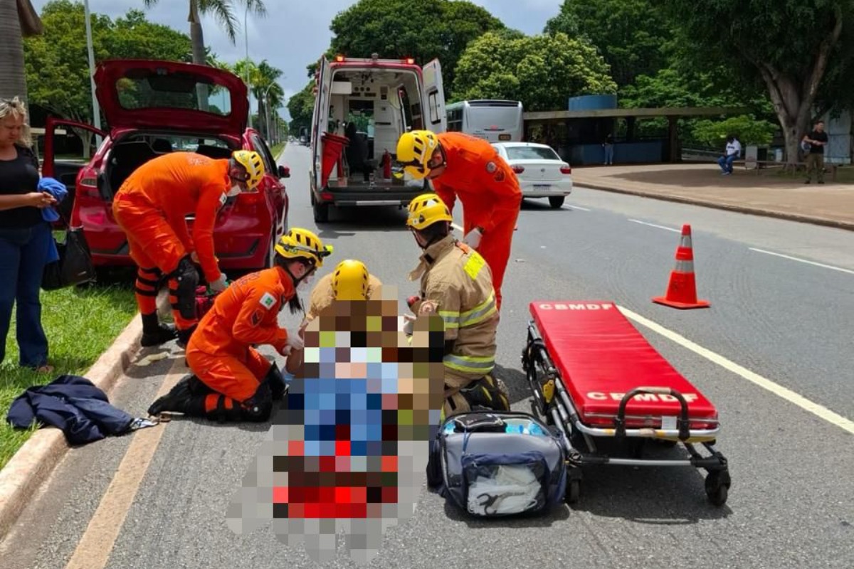 Homem é atropelado por carro perto de estação de metrô na Asa Sul