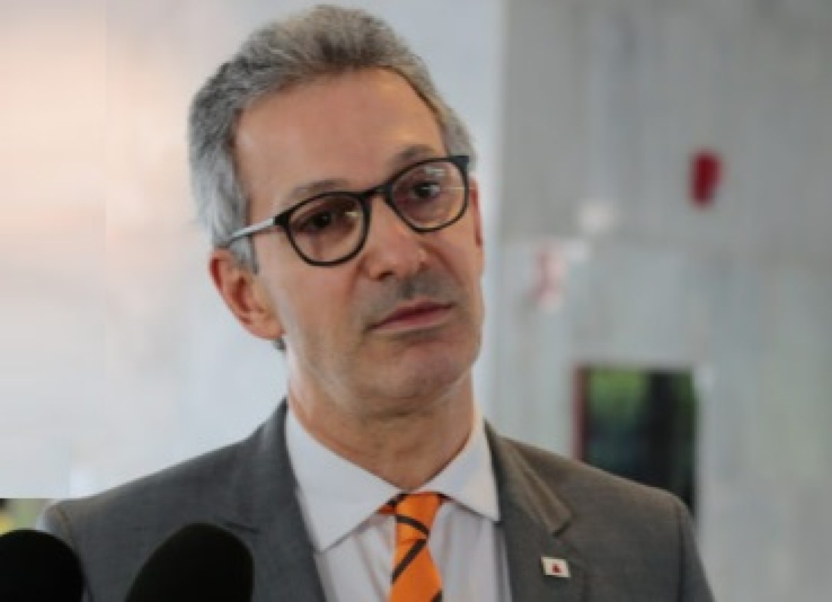 Zema critica Moraes e Toffoli no caso Master e convoca para ato da direita